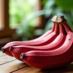 Banane rouge : découvrez ses vertus, ses spécificités et nos astuces pour en profiter pleinement